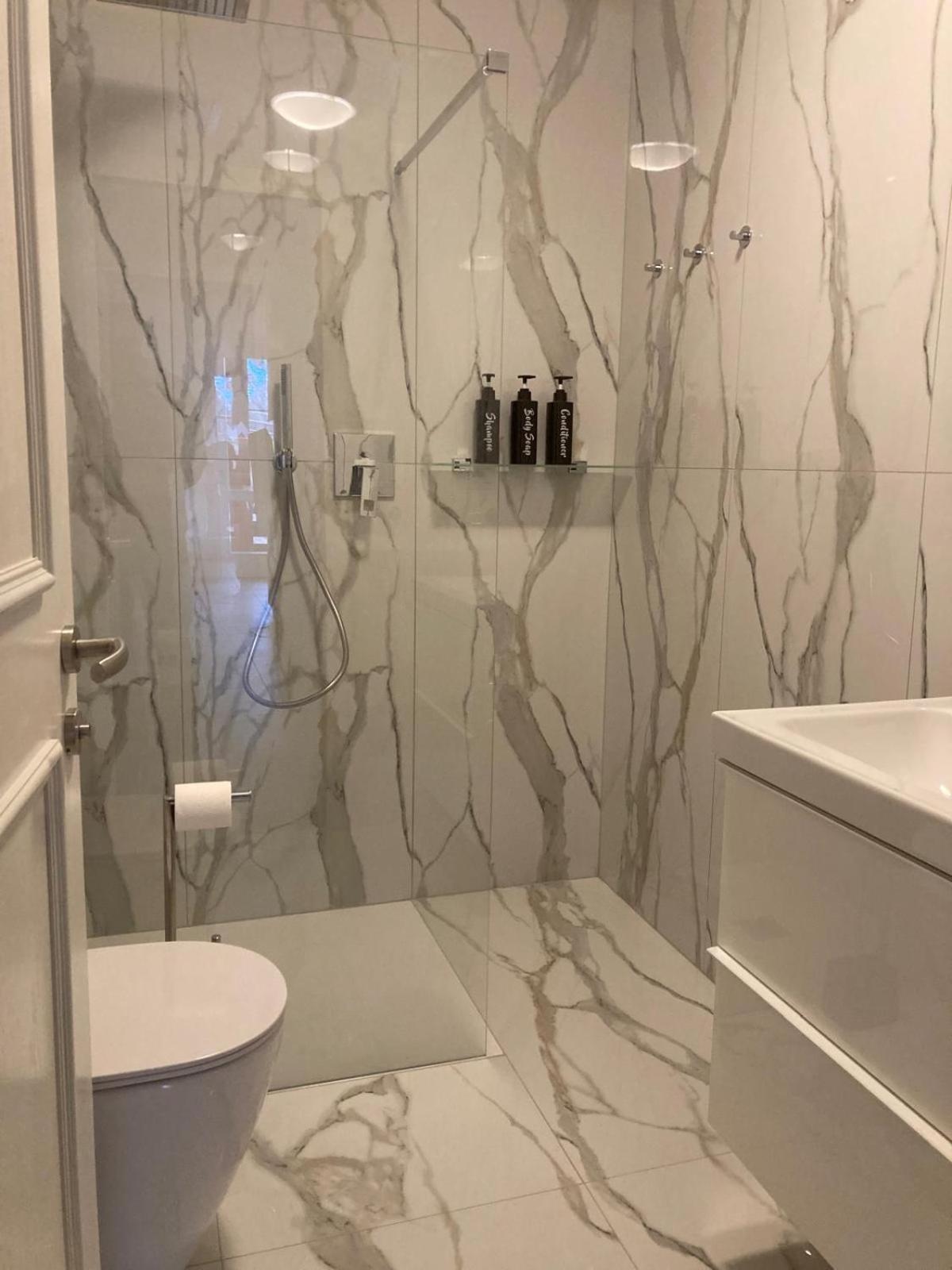Renoviertes Apartment Mit Terrasse An Der Piste Mit Kostenlosen Wifi Carezza al Lago Eksteriør billede